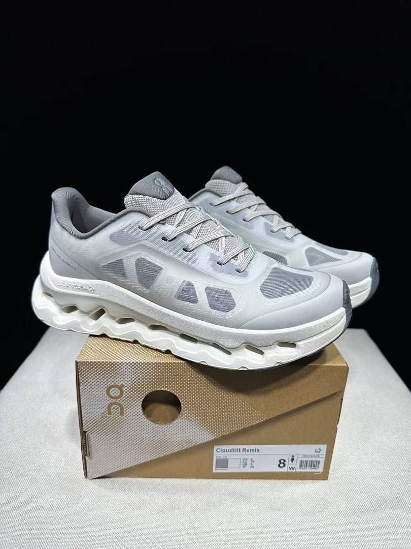 On Cloudtilt Remix (Colorway 3)