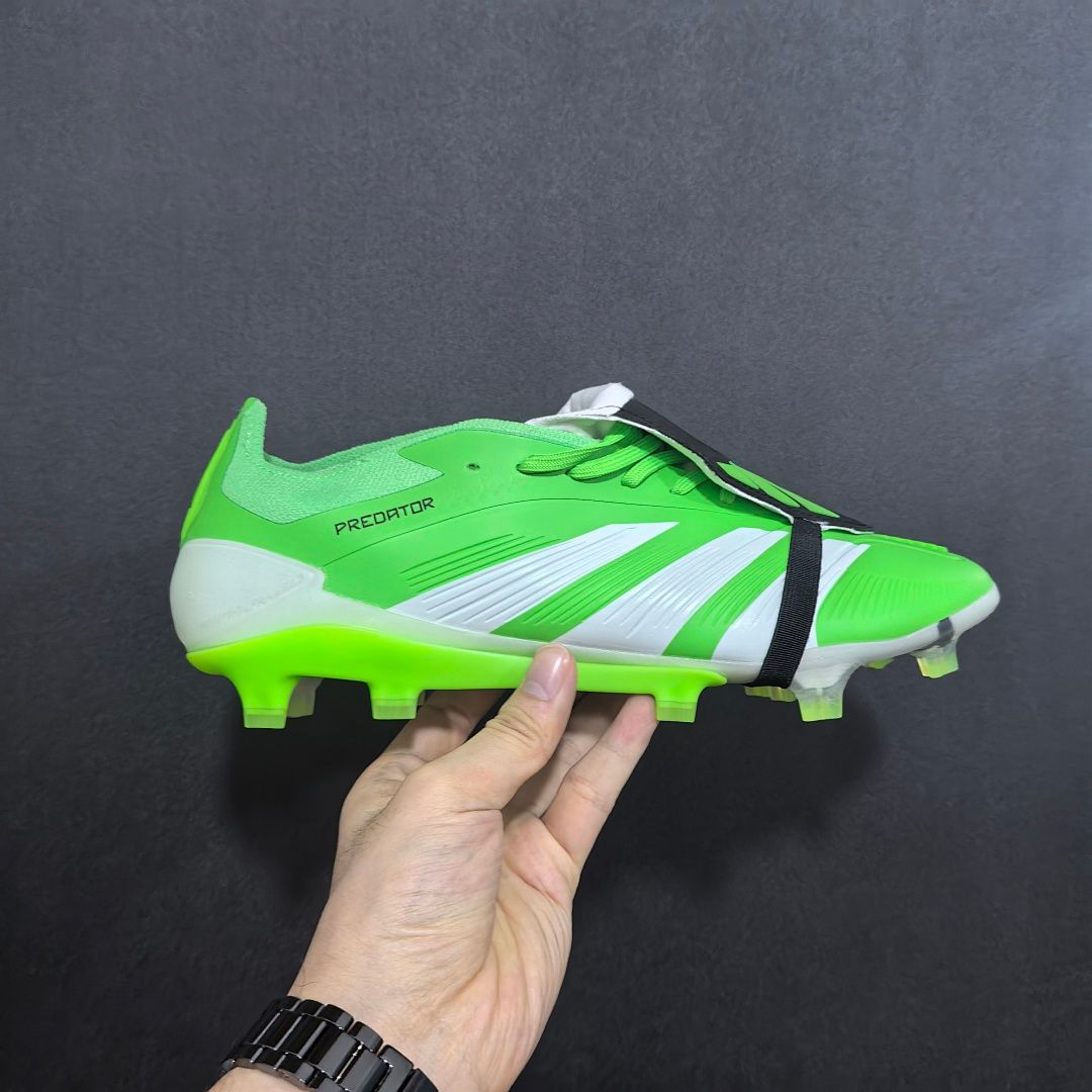 Adidas Predator 30th V24 FG
