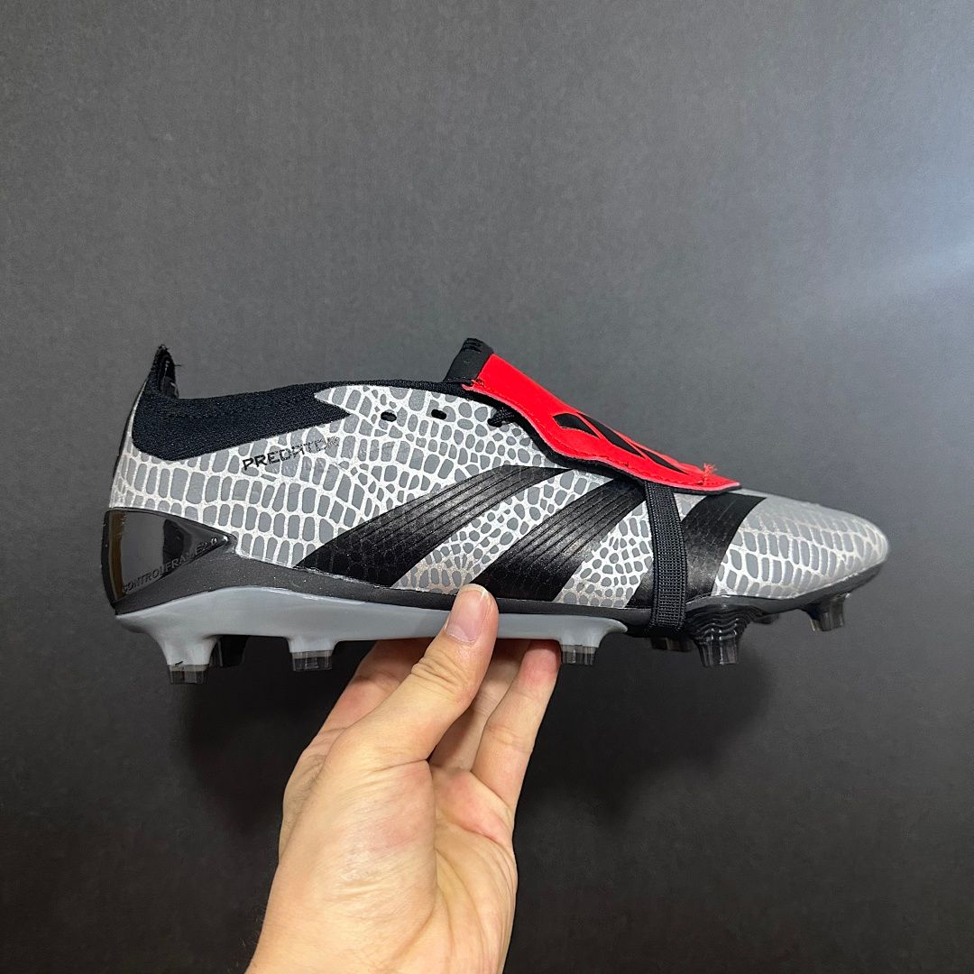 Adidas Predator 30th V42 FG