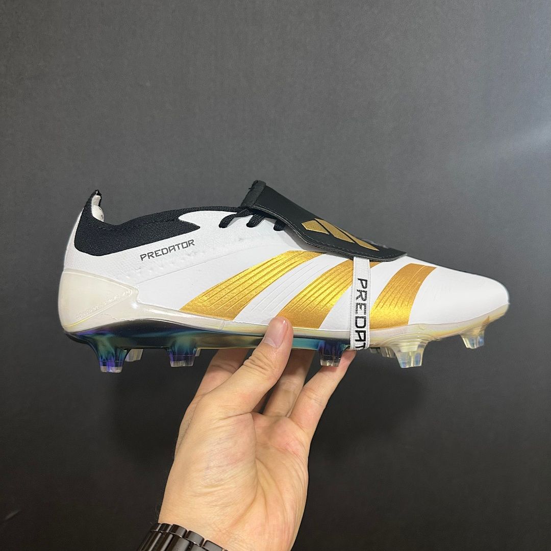 Adidas Predator 30th V67 FG