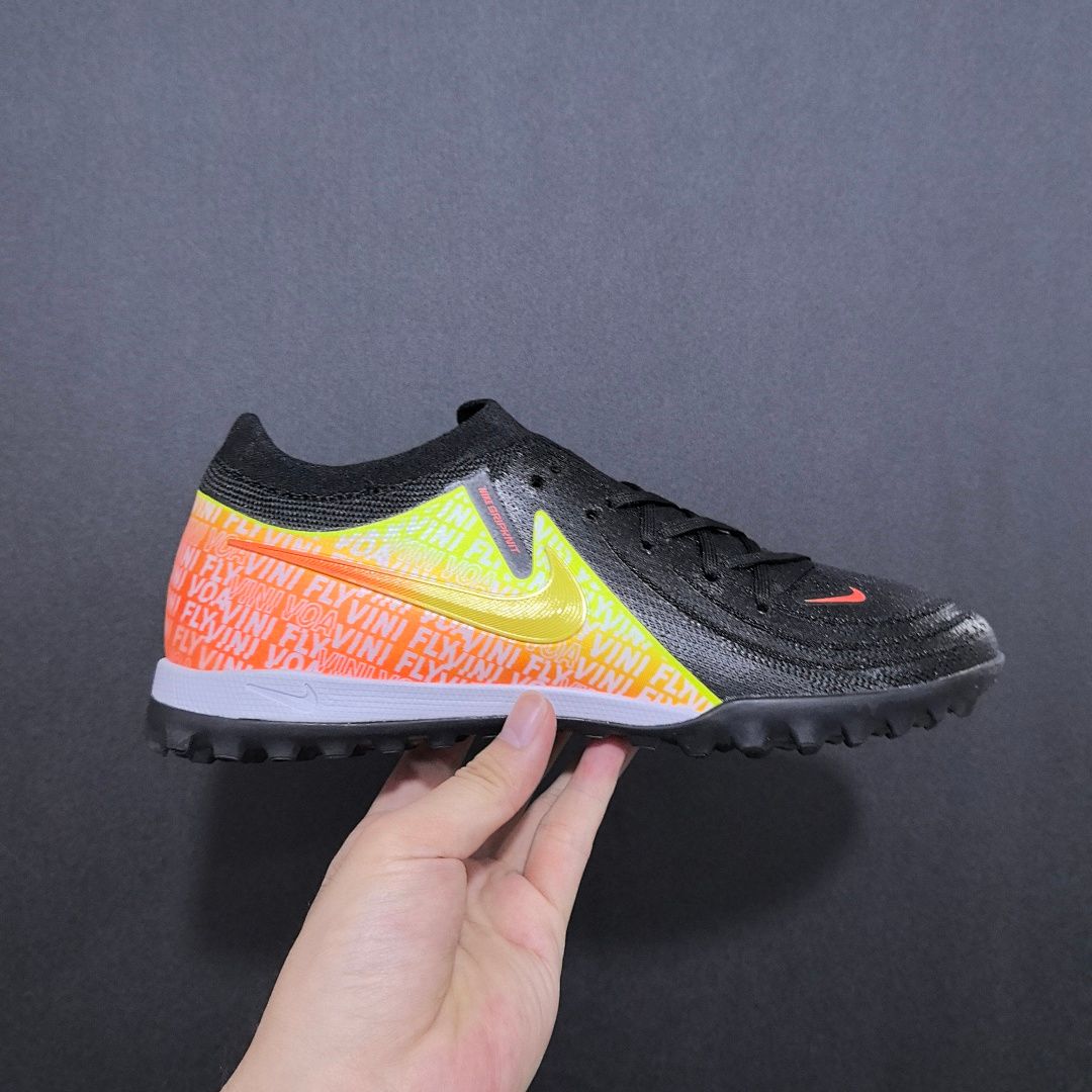 Nike Phantom GX 2 V12 TF