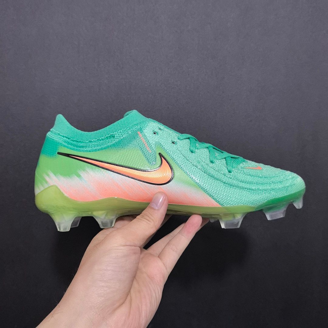 Nike Phantom GX 2 V6 FG