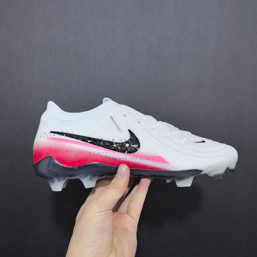 Nike Phantom GX 2 V7 FG