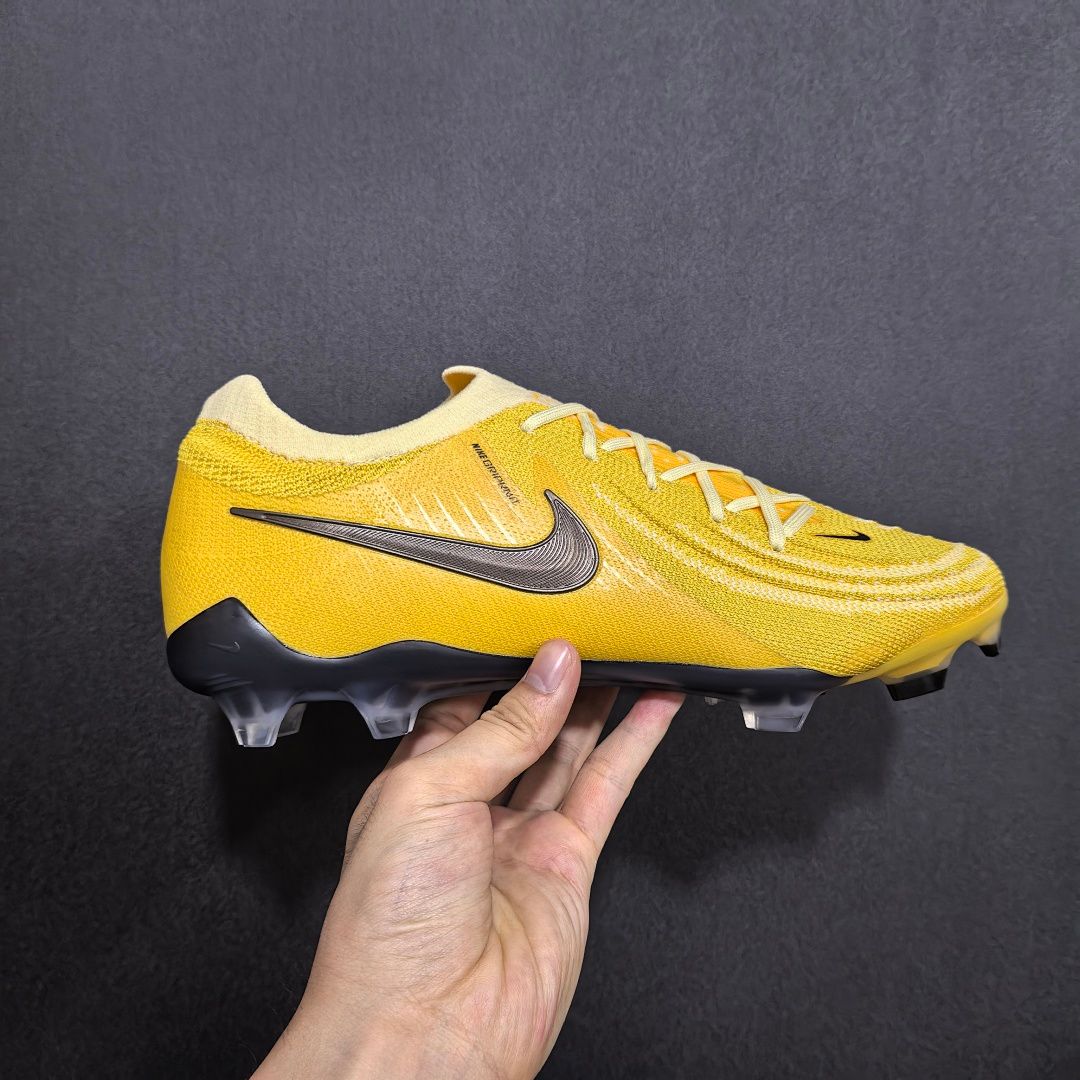 Nike Phantom GX 2 V30 FG