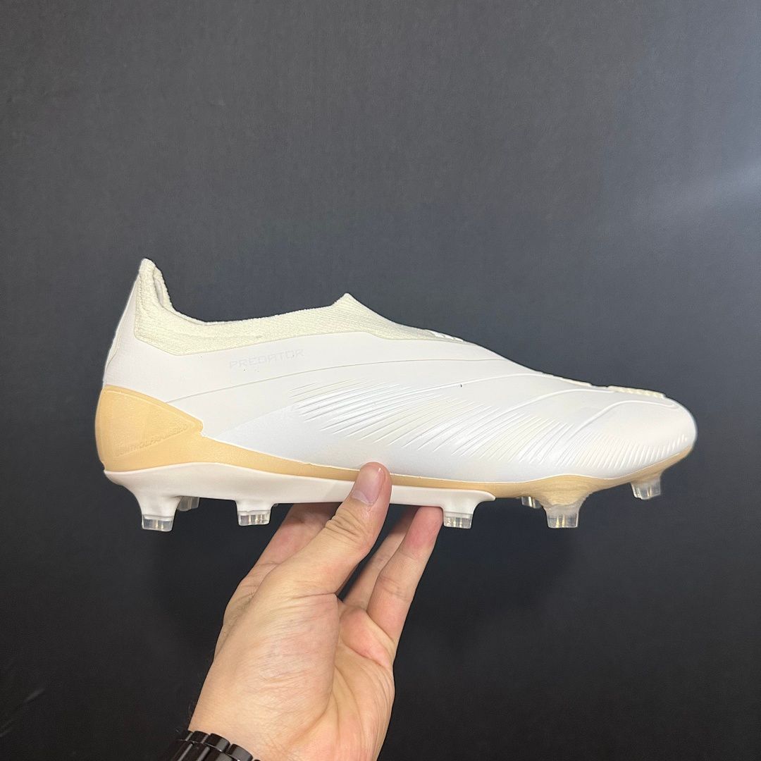 Adidas Predator 24 V11 FG