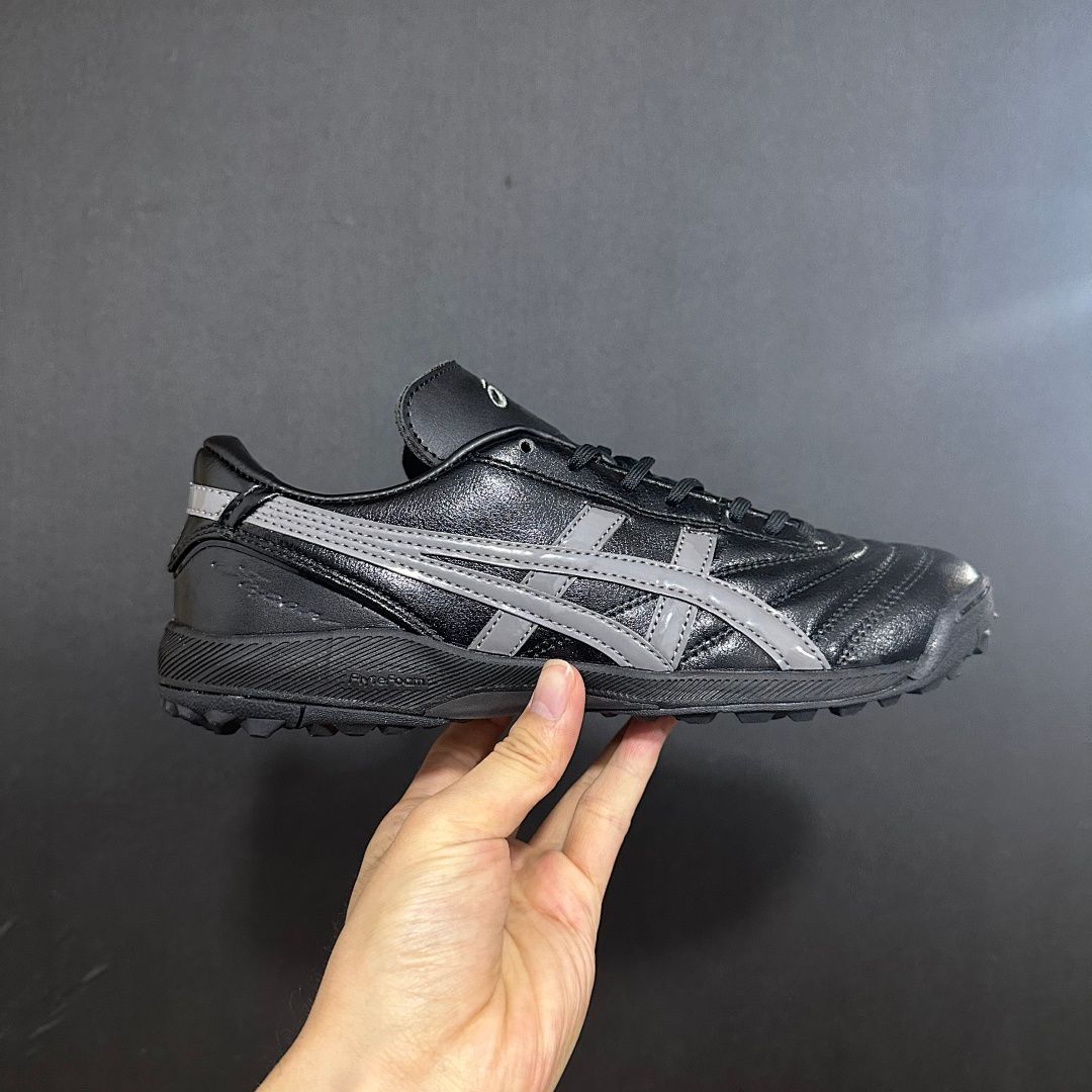 Asics Football Boot V8 TF