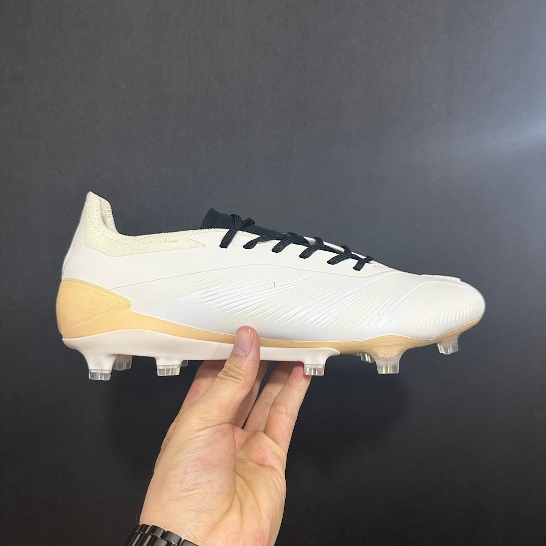 Adidas Predator 24 V10 FG