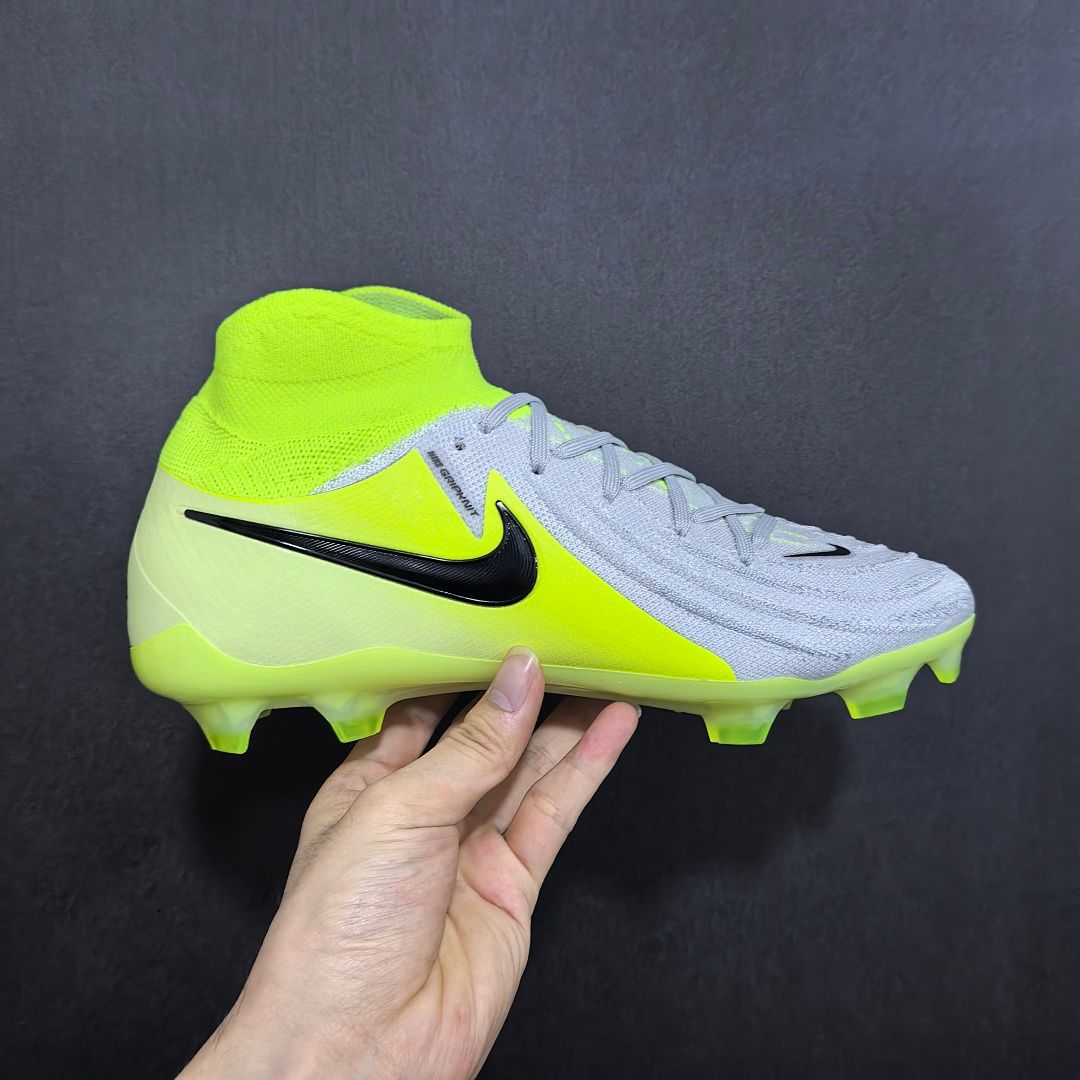 Nike Phantom GX 2 V4 FG