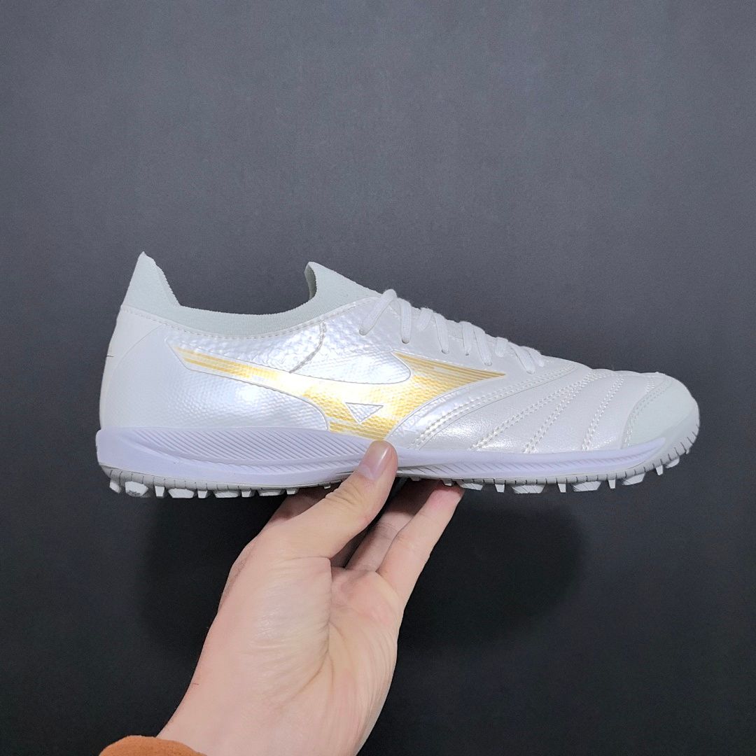 Mizuno Football Boot V1 TF