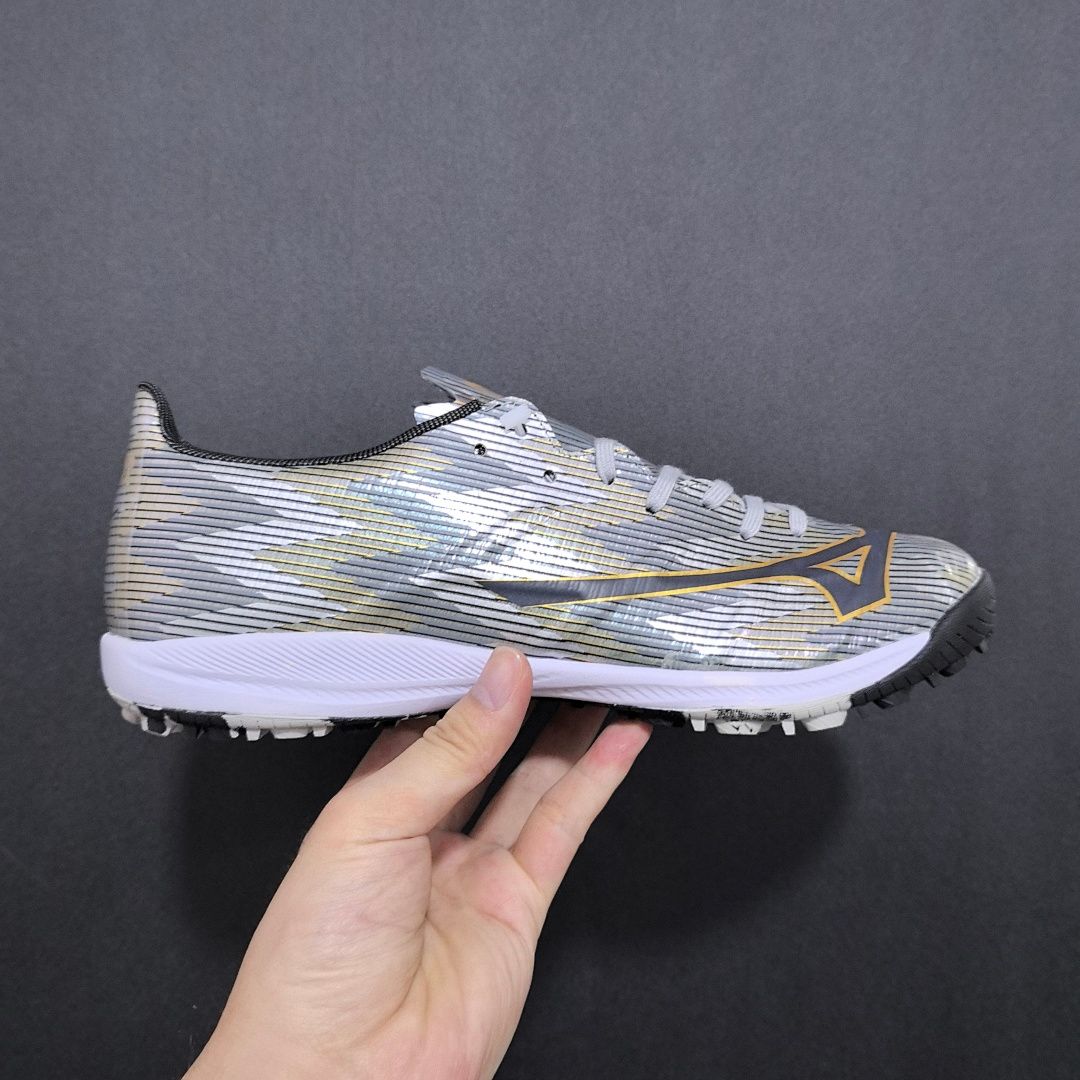 Mizuno Football Boot V3 TF