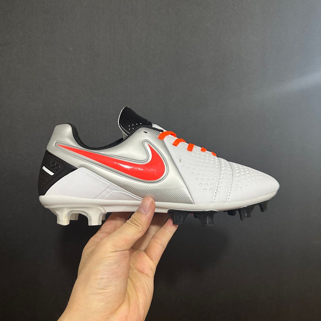 Nike CTR360 V1 FG