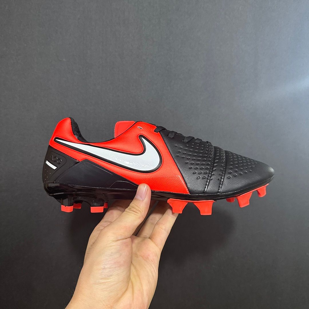 Nike CTR360 V9 FG