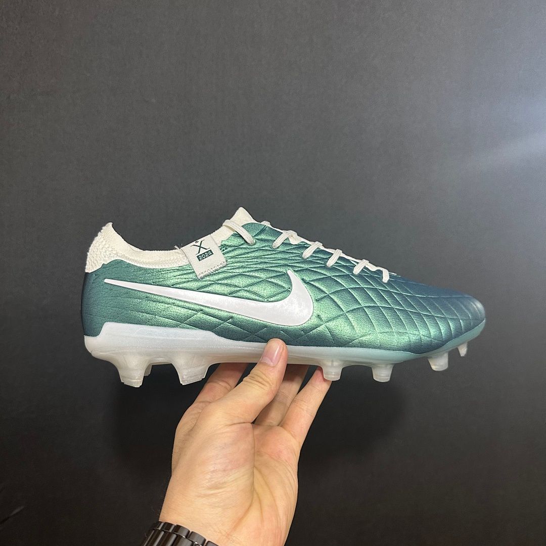 Nike Tiempo 30th V2 FG
