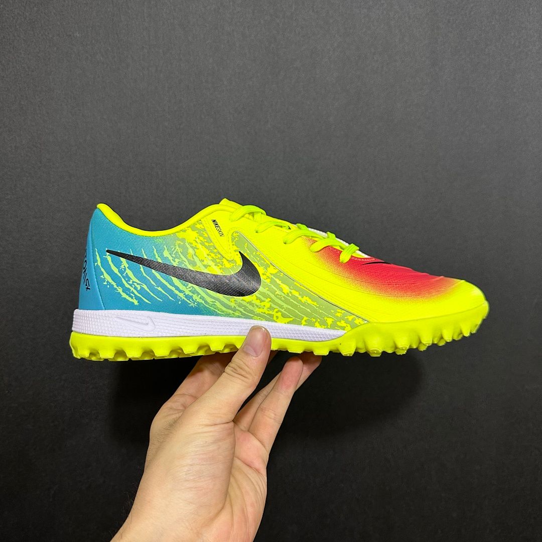 Nike Phantom GX 2 V3 TF