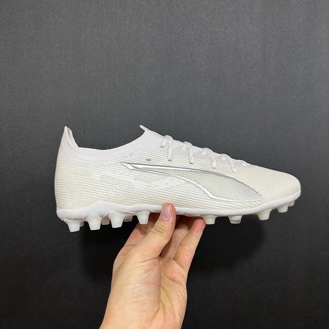 Puma Ultra 5 V7 MG