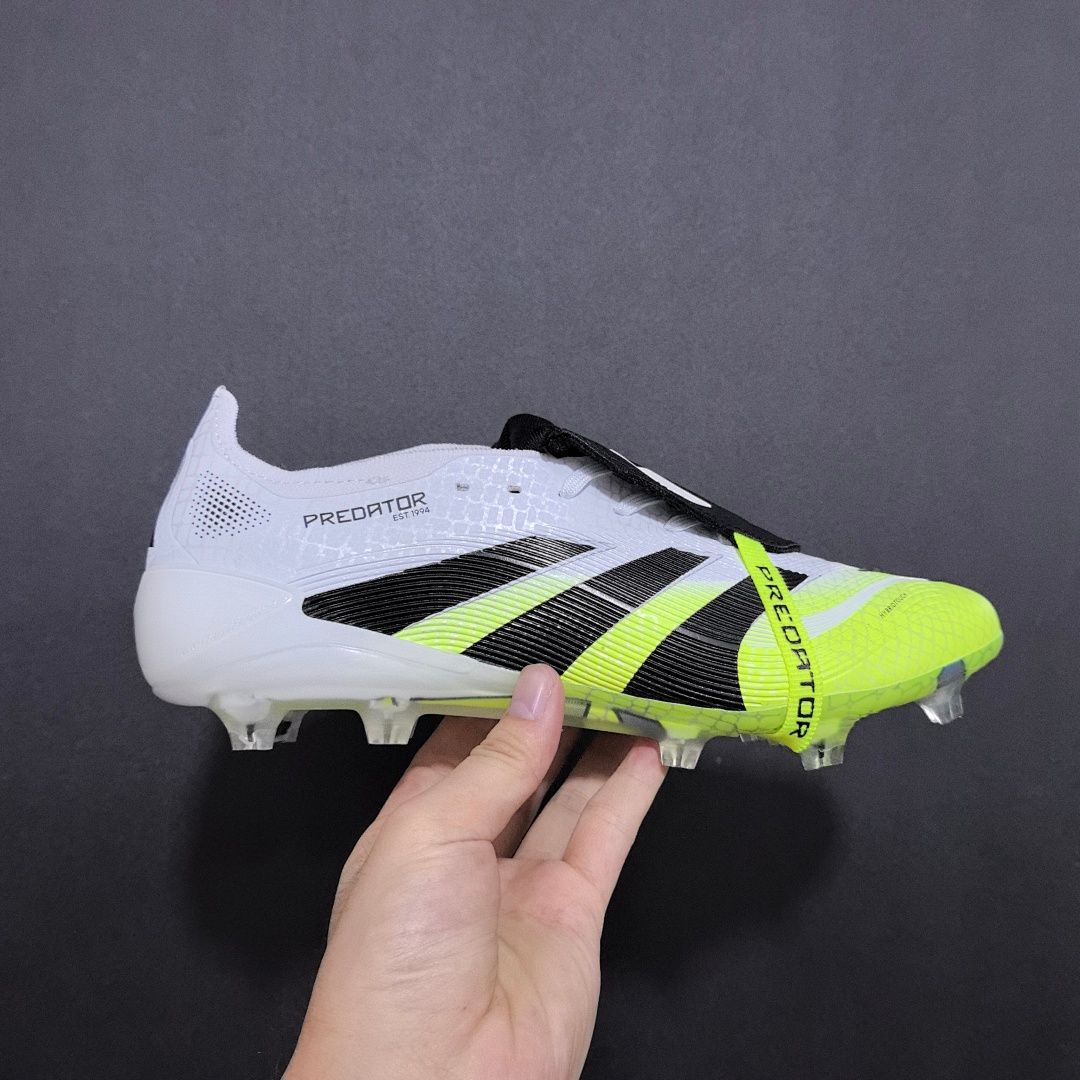 Adidas Predator 25 V6 FG