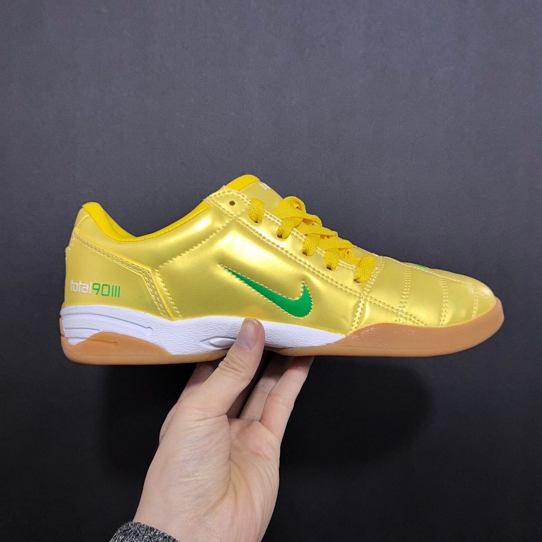 Nike T90 V7 IC