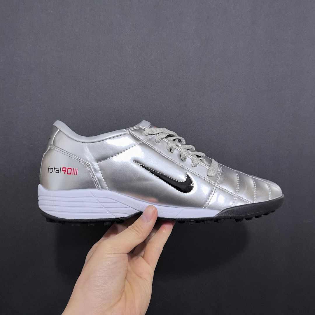 Nike T90 V3 TF