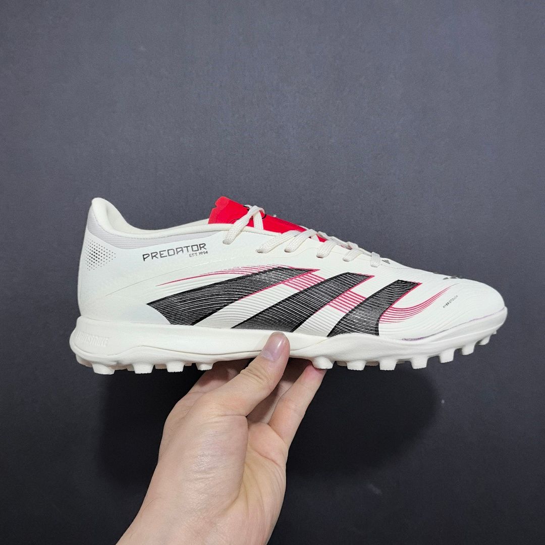 Adidas Predator 25 V8 TF