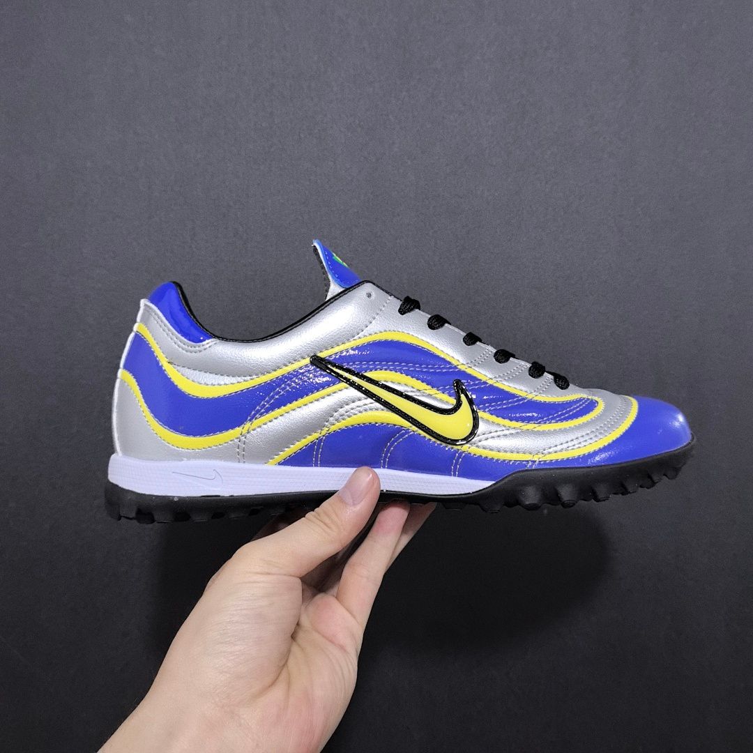 R9 Football Boot V4 FG