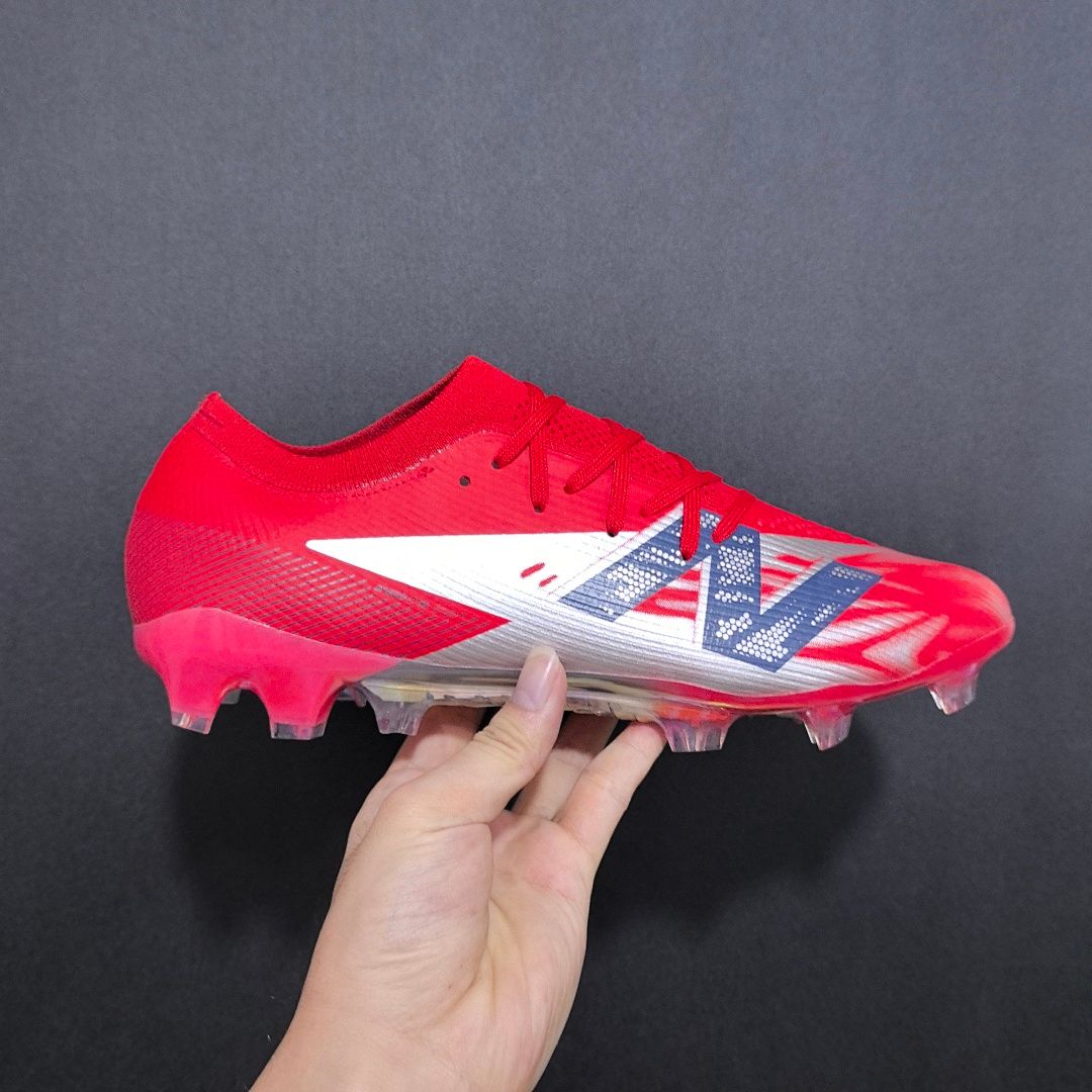 New Balance Football Boot V3 FG