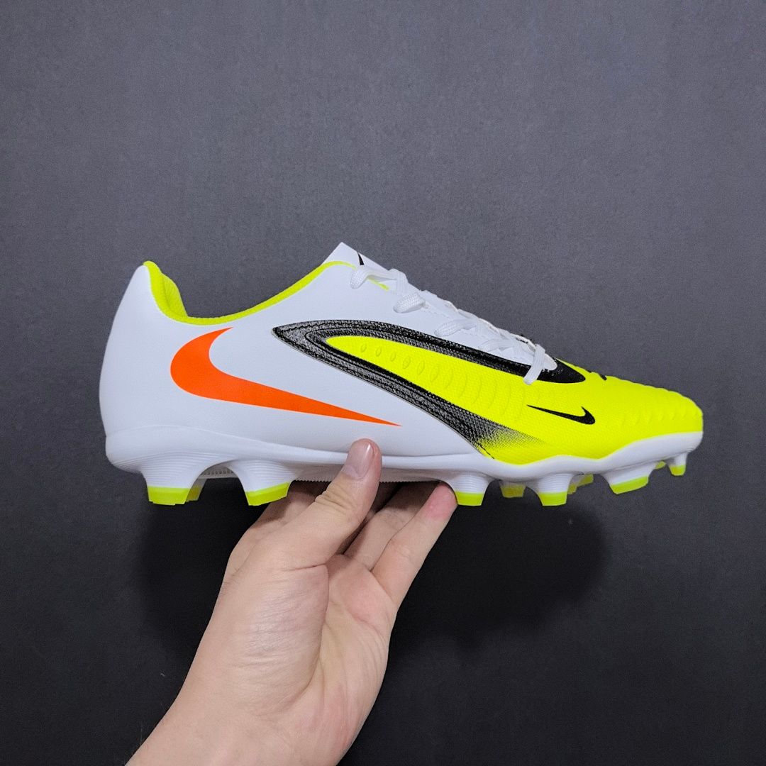 Nike Phantom GX 3 V6 FG