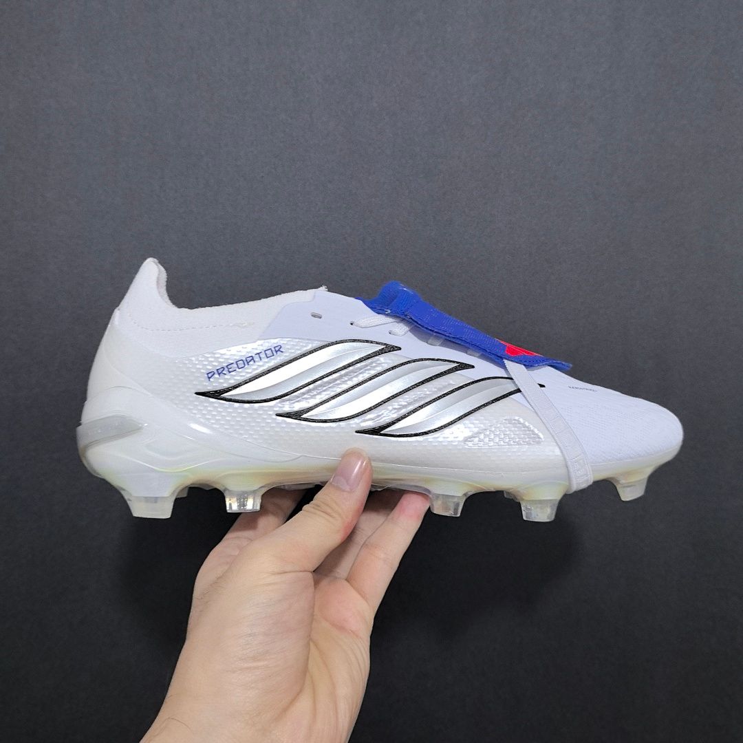 Adidas Predator 26 V15 FG