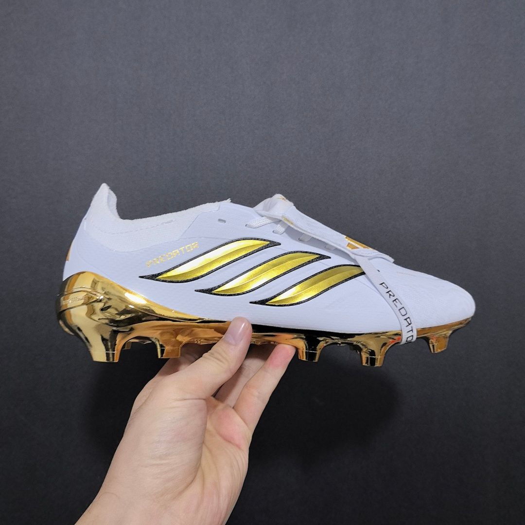 Adidas Predator 26 V19 FG