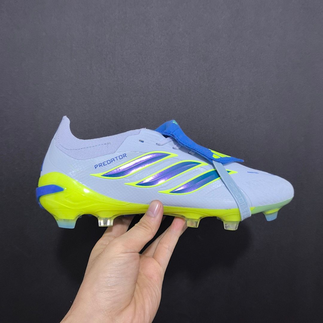 Adidas Predator 26 V22 FG