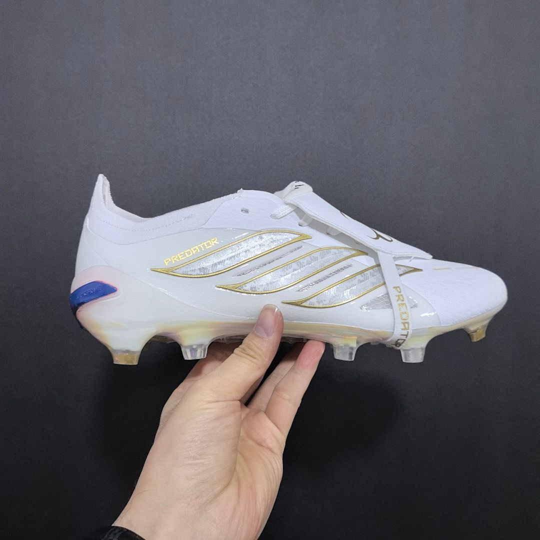 Adidas Predator 26 V30 FG