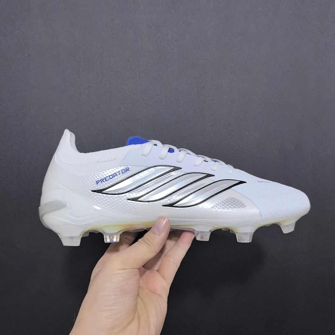 Adidas Predator 26 V8 FG