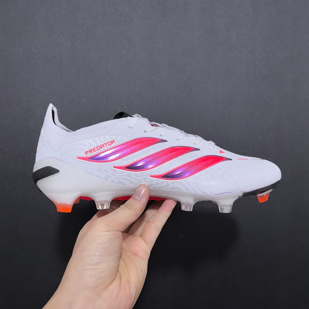 Adidas Predator 26 V15 FG