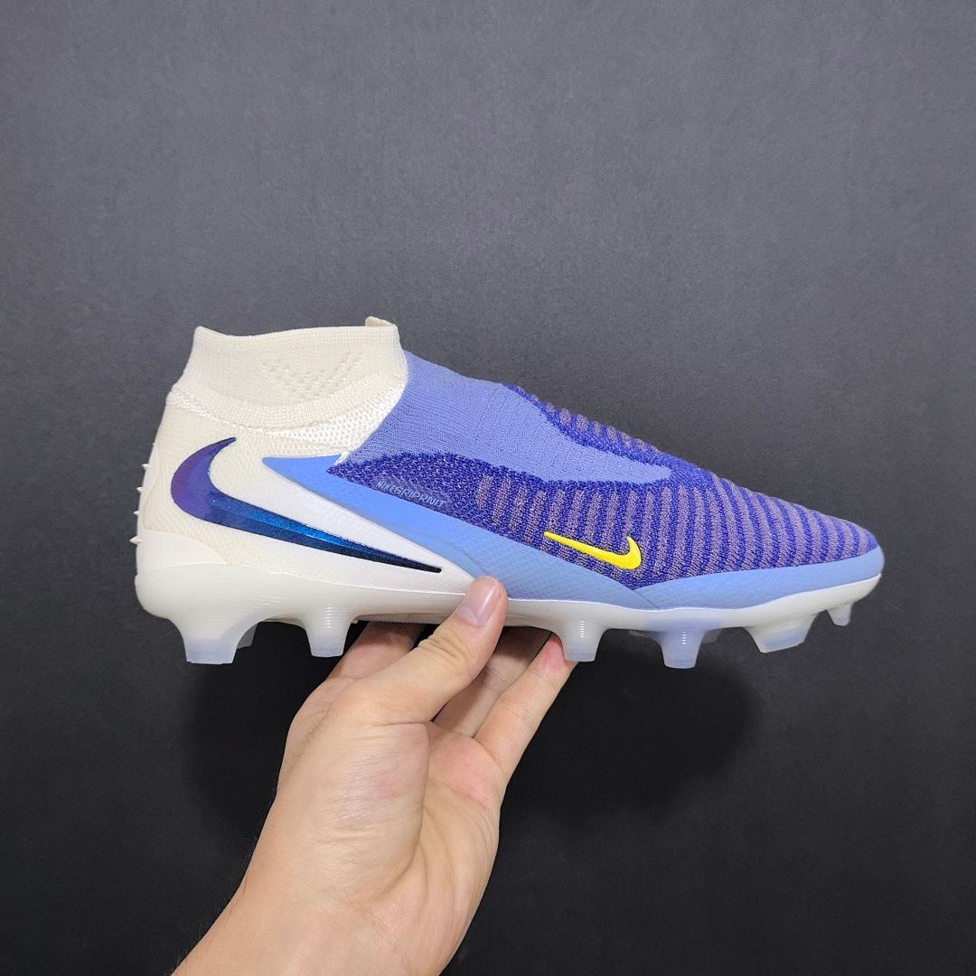 Nike Phantom GX 3 V12 FG