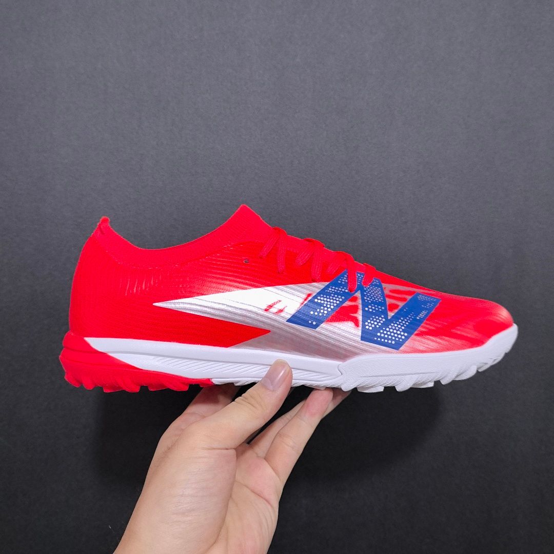 New Balance Football Boot V3 TF