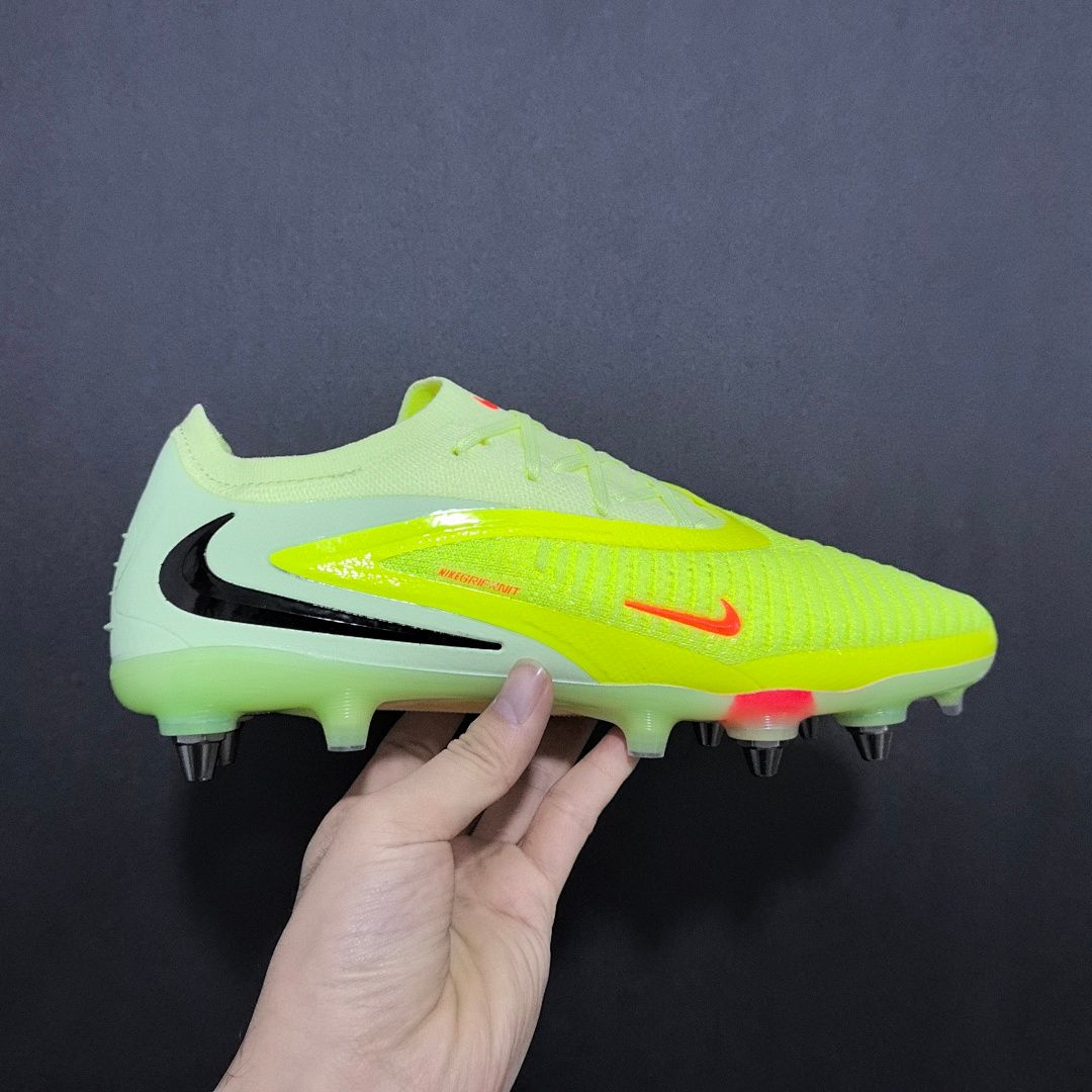 Nike Phantom GX 3 V8 SG