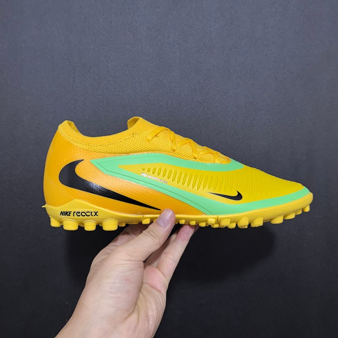 Nike Phantom GX 3 V12 TF