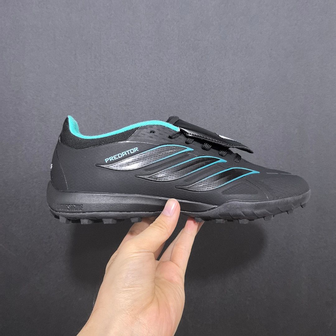 Adidas Predator 26 V7 TF