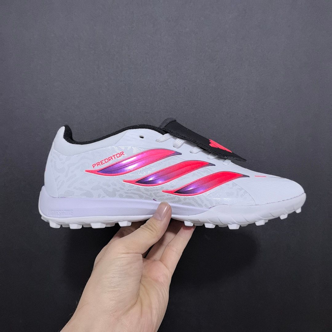 Adidas Predator 26 V10 TF