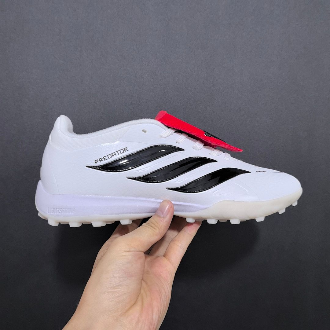 Adidas Predator 26 V13 TF