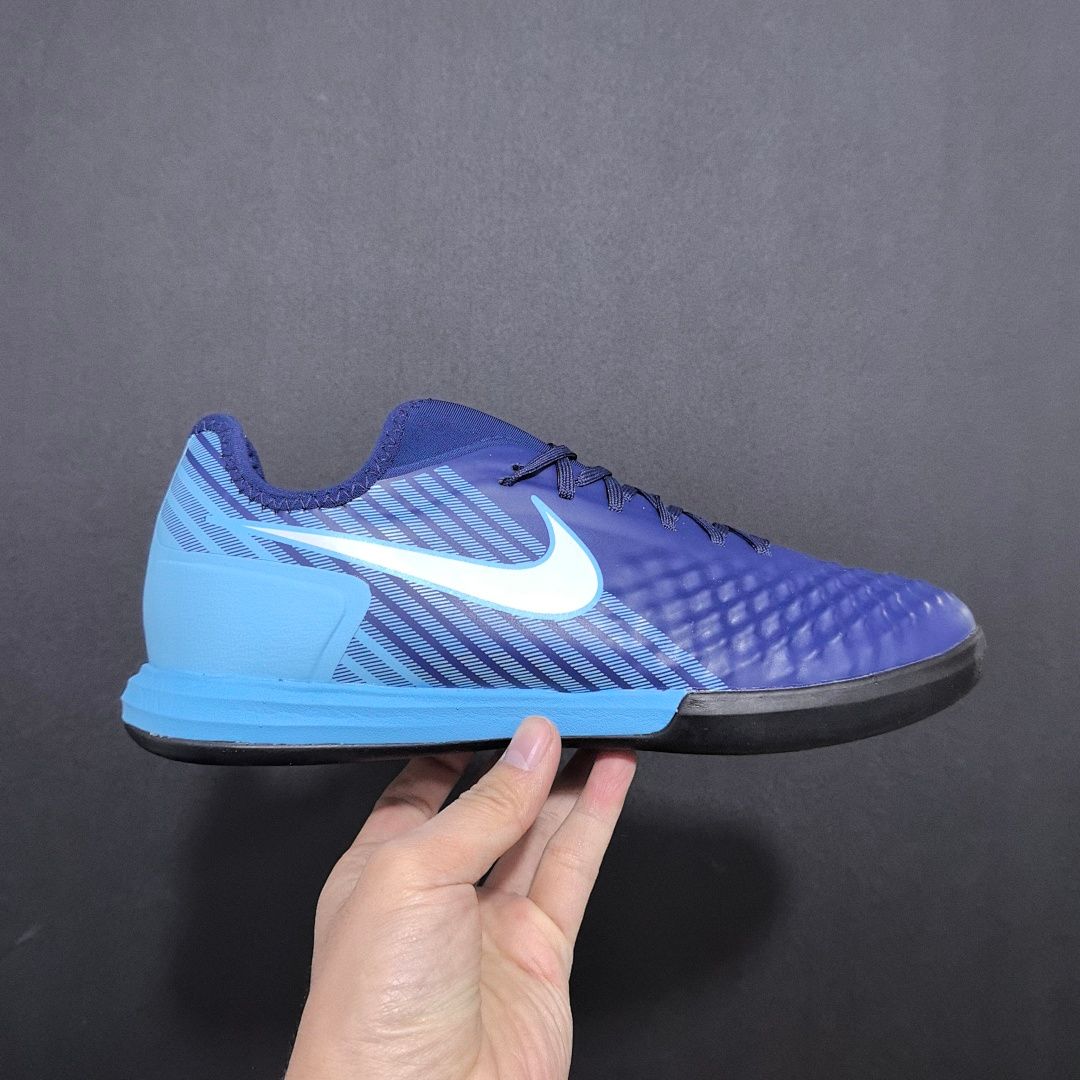 Nike Phantom GX 2 V3 IC