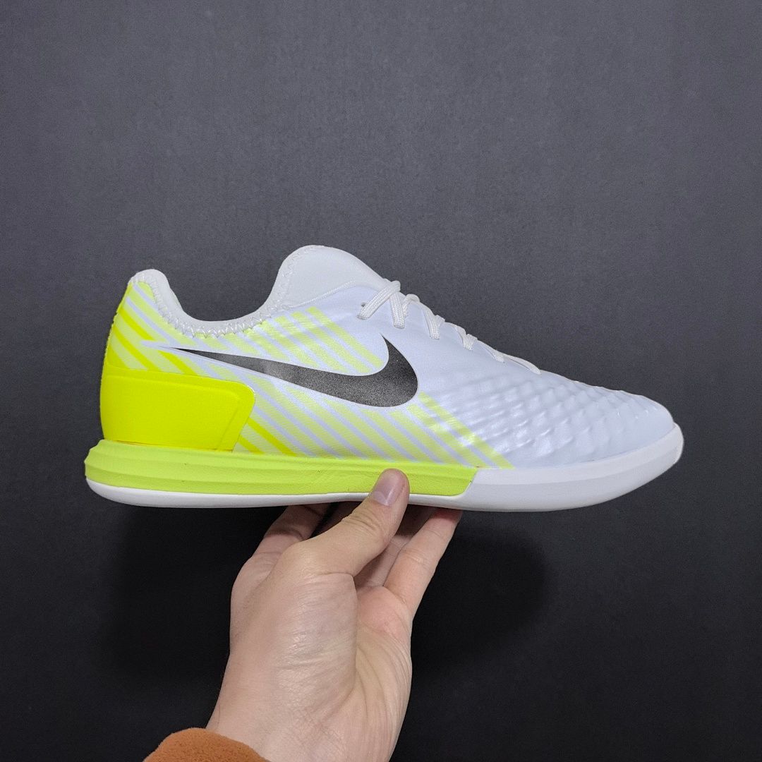 Nike Phantom GX 2 V5 IC