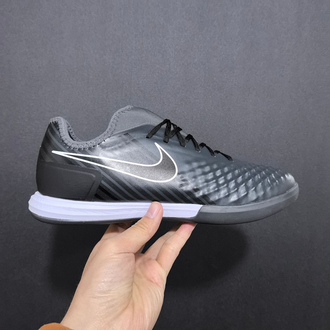 Nike Phantom GX 2 V6 IC