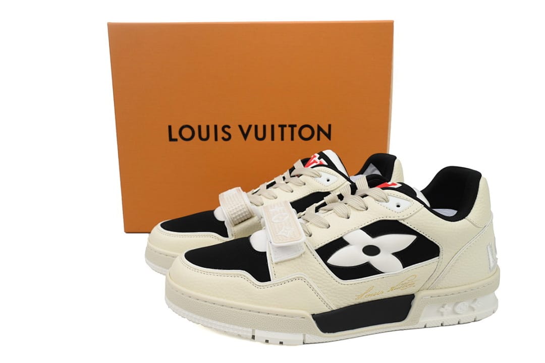 Louis Vuitton LV Trainer Black White (Colorway 2)