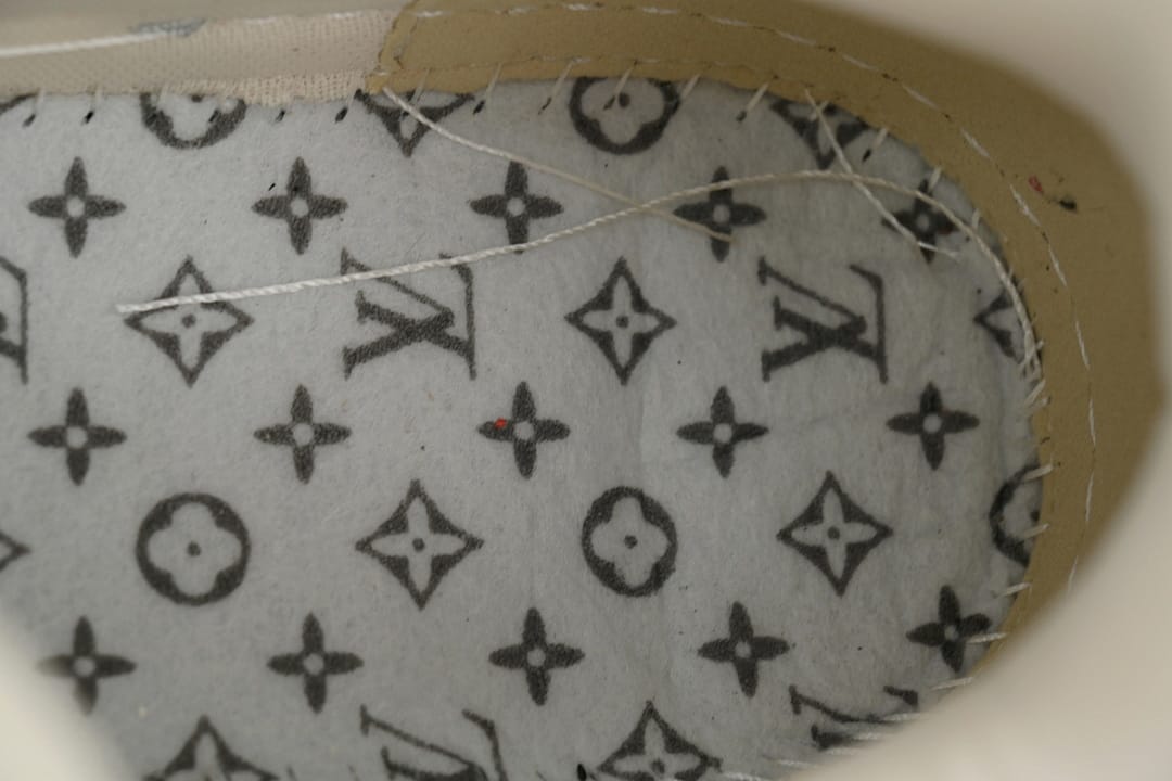 Louis Vuitton LV SK8 Grey White Horse Hair Gray Diamond