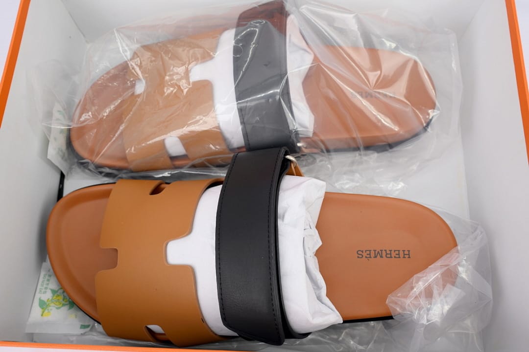 Hermes Slipper Strap Slippers Khaki Black
