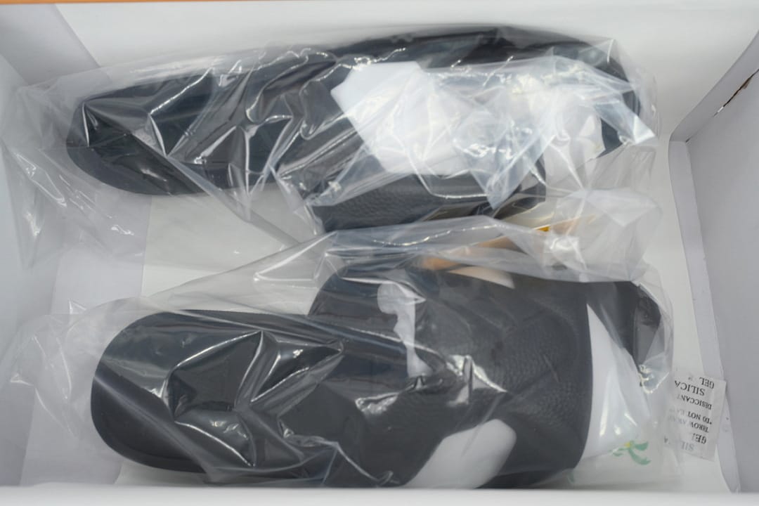 Louis Vuitton LV Slipper Strap Slippers Oasis Black Leather Surface