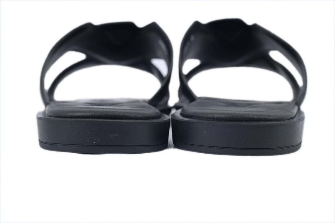 Louis Vuitton LV Slipper Strap Slippers Oasis Black Leather Surface