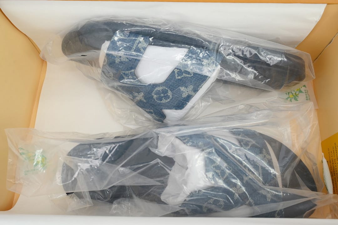 Louis Vuitton LV Slipper Strap Slippers Oasis Blue Cloth