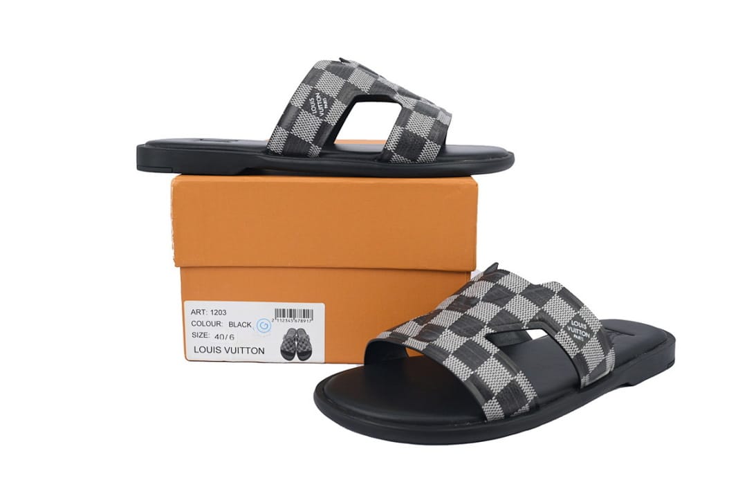 Louis Vuitton LV Slipper Strap Slippers Oasis Black And White Check