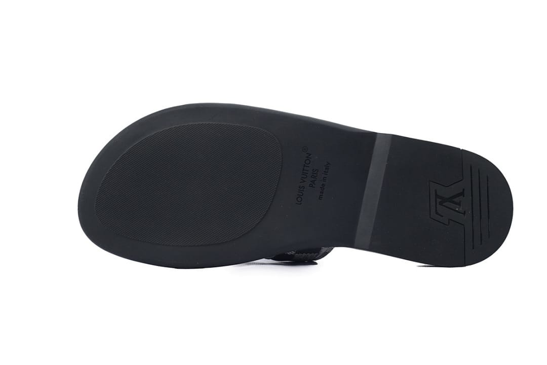 Louis Vuitton LV Slipper Strap Slippers Oasis Black And White Check